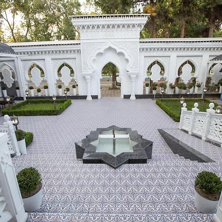 The Shahar Hotel Tashkent Bagian luar foto